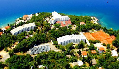 אומיסאליי Hotel Adriatic מראה חיצוני תמונה
