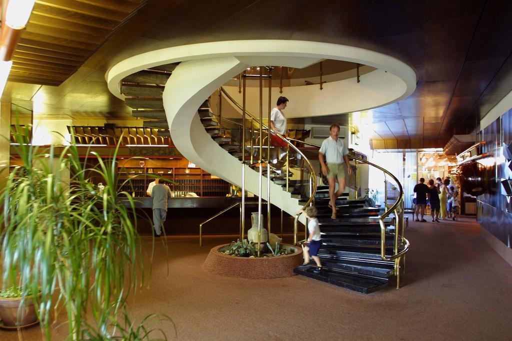 אומיסאליי Hotel Adriatic מראה חיצוני תמונה